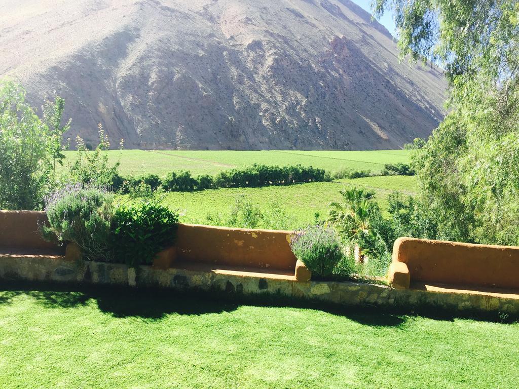 Refugio Misterios Del Elqui Bed & Breakfast Pisco Elqui Luaran gambar