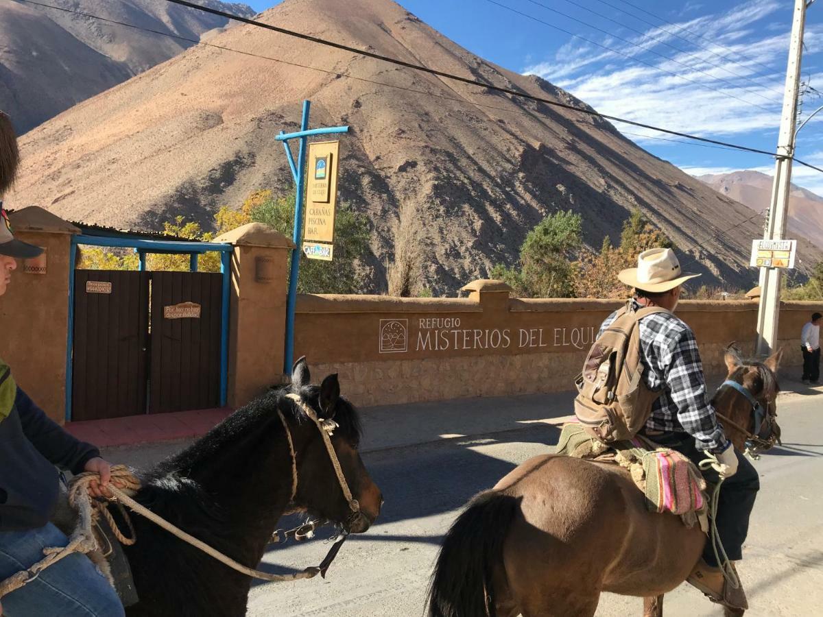 Refugio Misterios Del Elqui Bed & Breakfast Pisco Elqui Luaran gambar
